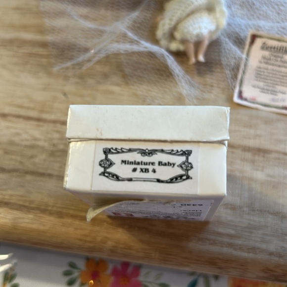 Miniature Vintage Original Heidi Ott Baby Doll in Her Own Bed Box Swiss Design - Picture 7 of 12